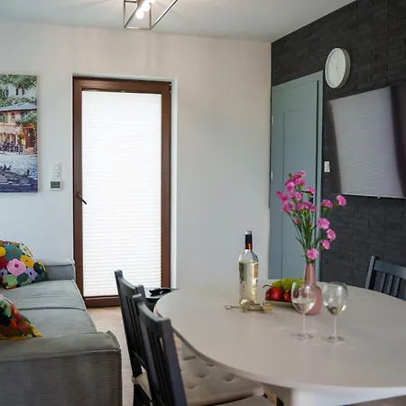 דירה Przy Rozlewisku סרבינובו