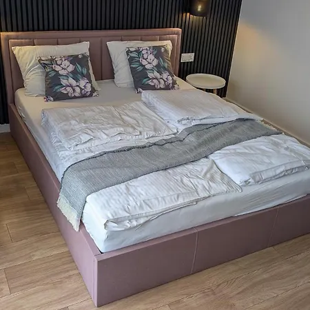 דירה Przy Rozlewisku סרבינובו