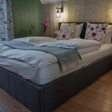 דירה Przy Rozlewisku סרבינובו