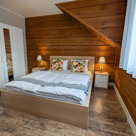Przy Rozlewisku Apartment *